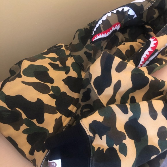 Bathing Ape Sweater - Picture 6 of 7